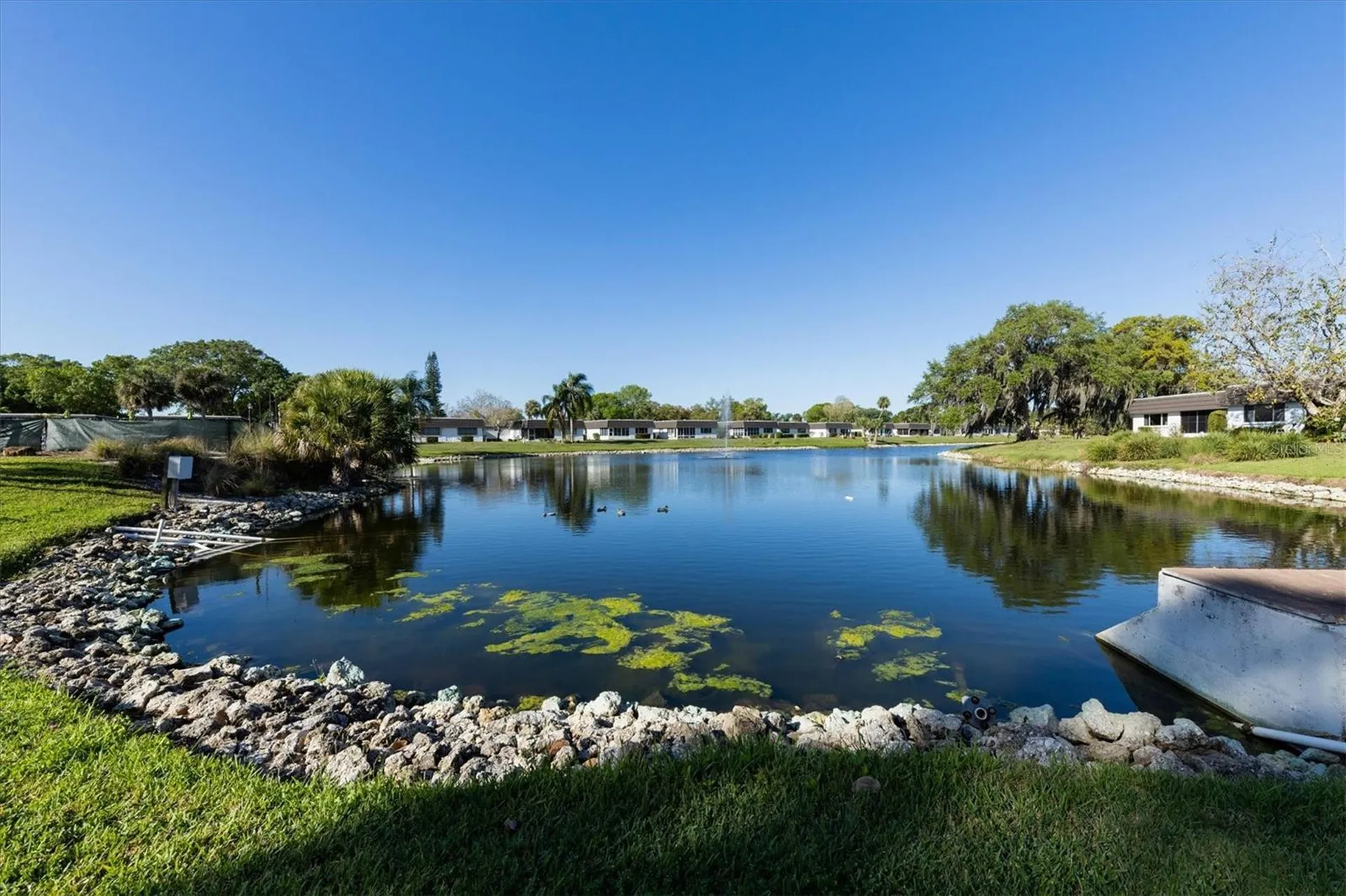 3823 Glen Oaks Drive E Sarasota FL 34232