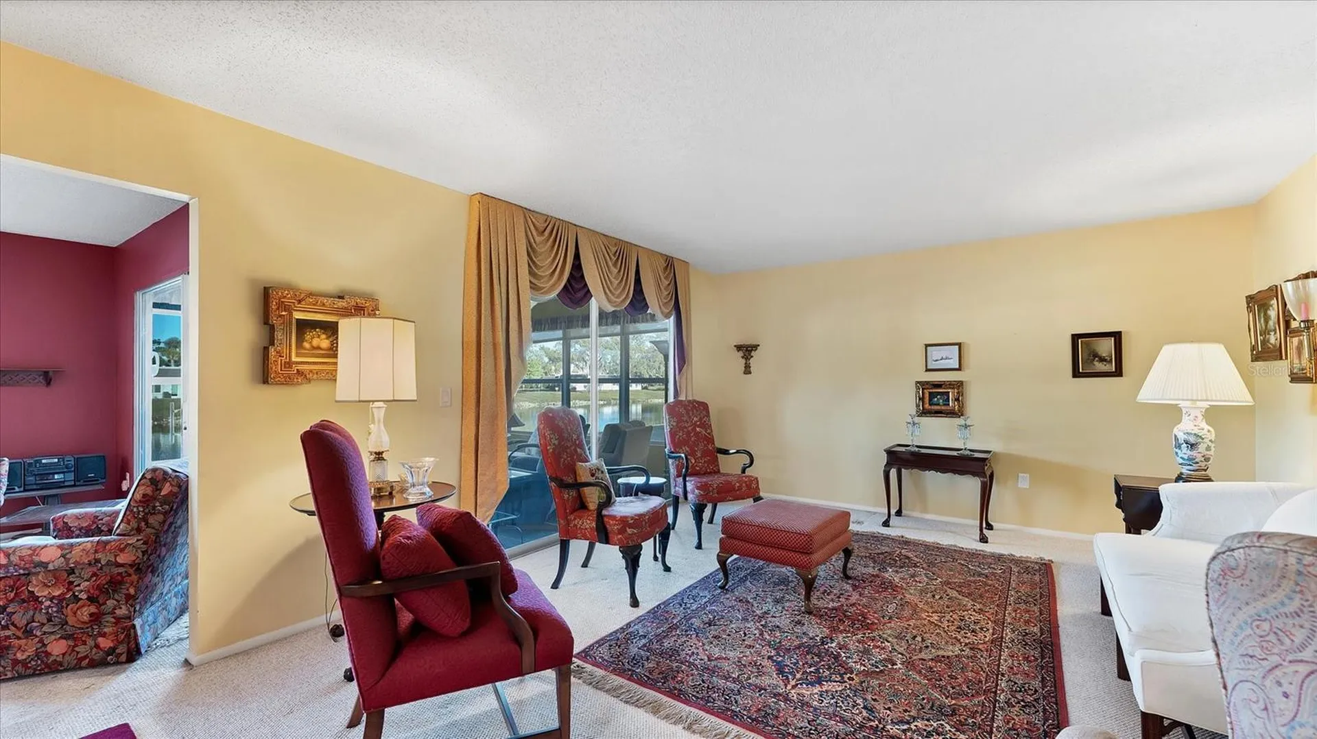 3823 Glen Oaks Drive E Sarasota FL 34232