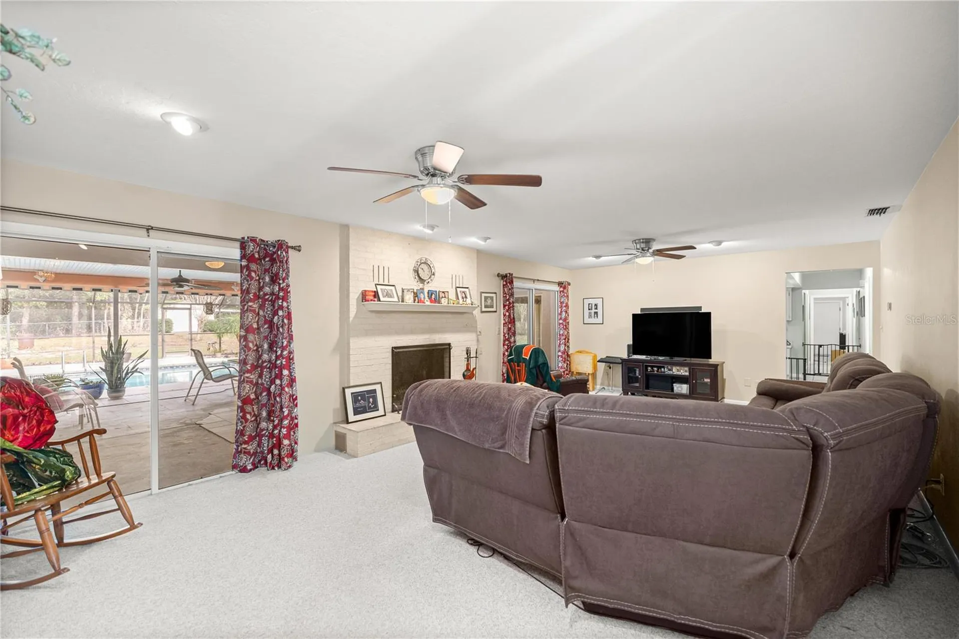 9825 SW 202 Avenue Road Dunnellon FL 34431