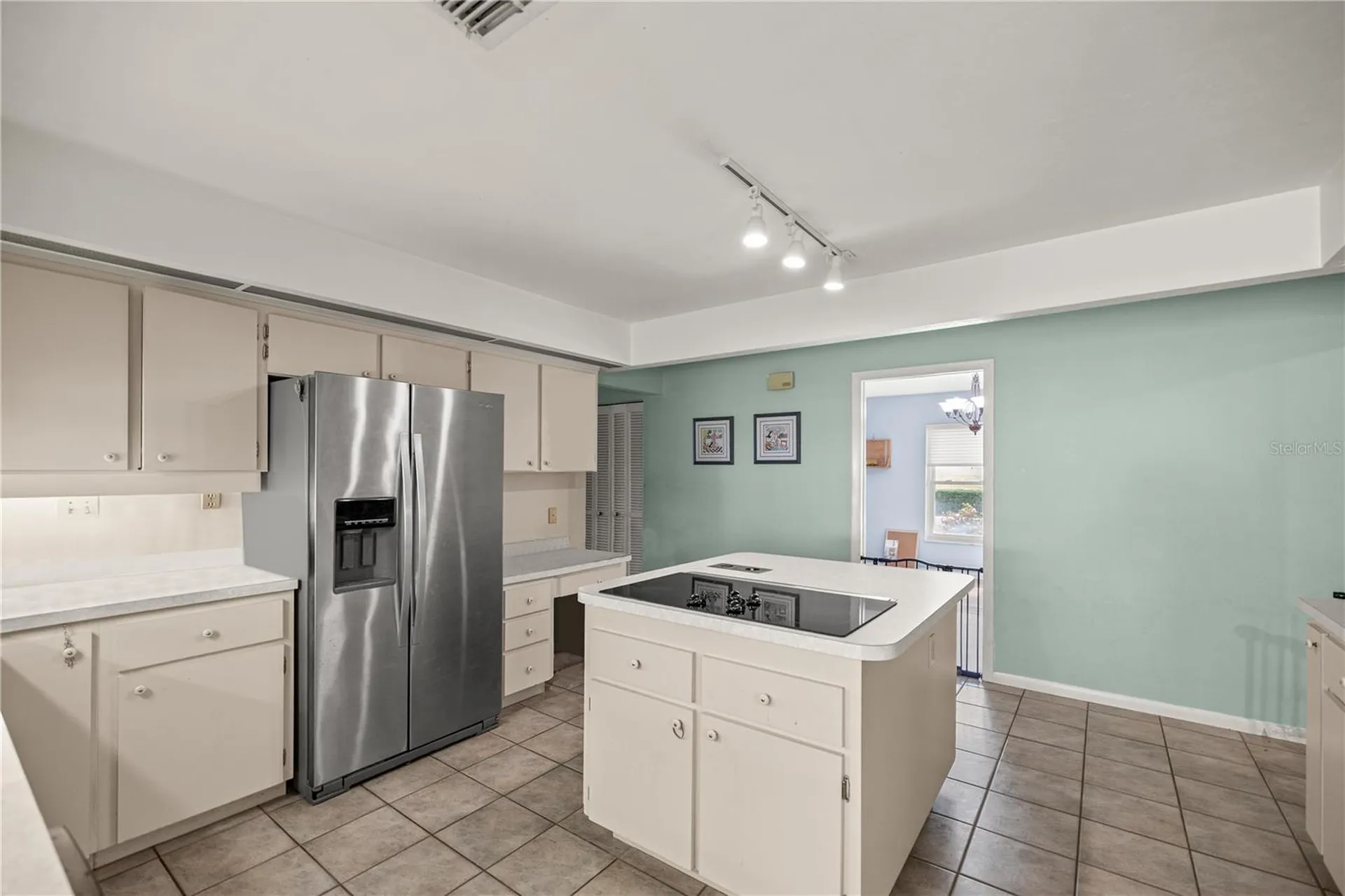9825 SW 202 Avenue Road Dunnellon FL 34431