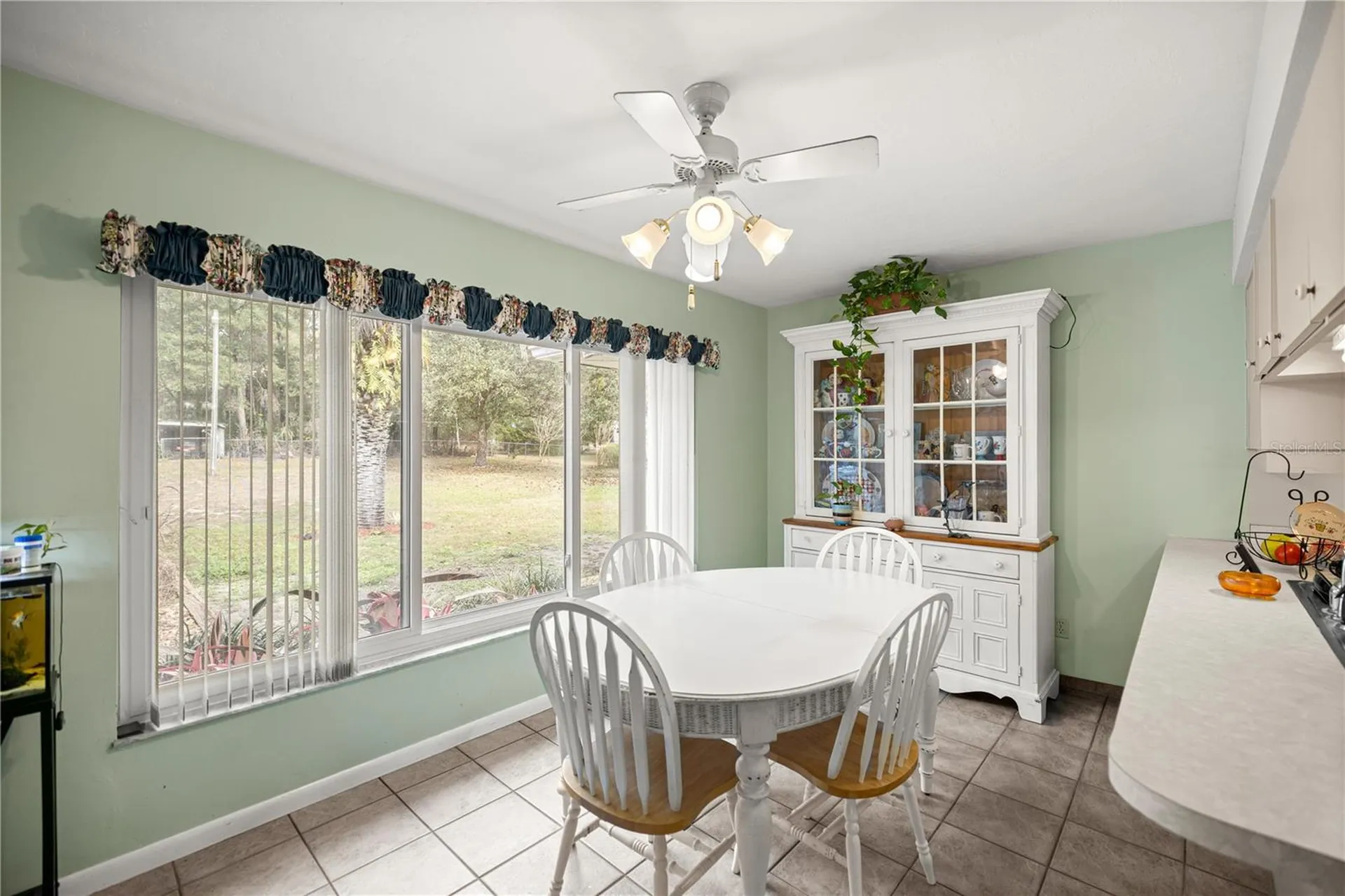 9825 SW 202 Avenue Road Dunnellon FL 34431