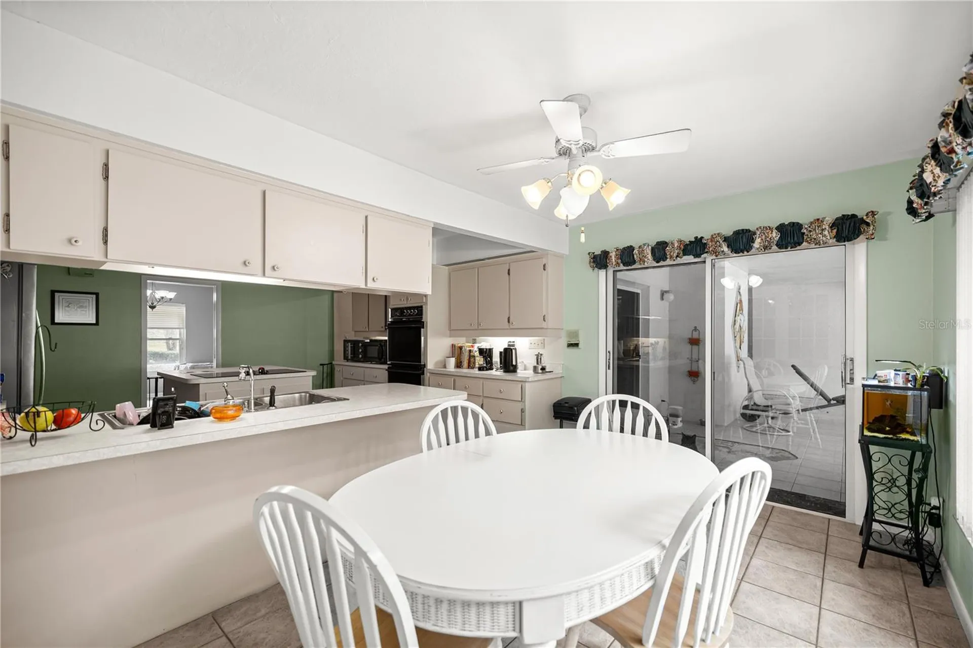 9825 SW 202 Avenue Road Dunnellon FL 34431