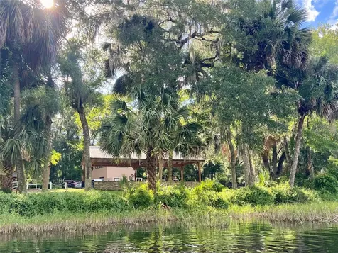 9825 SW 202 Avenue Road Dunnellon FL 34431
