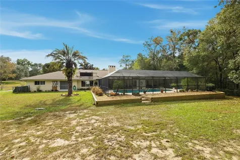 9825 SW 202 Avenue Road Dunnellon FL 34431