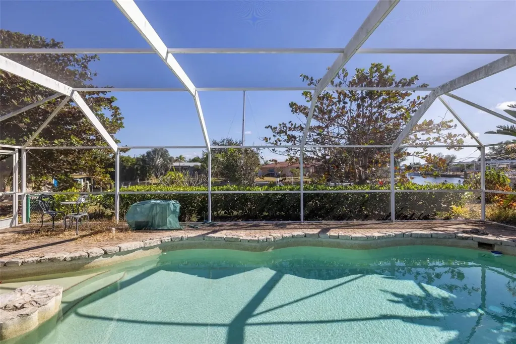 105 Cousley Drive SE Port Charlotte FL 33952