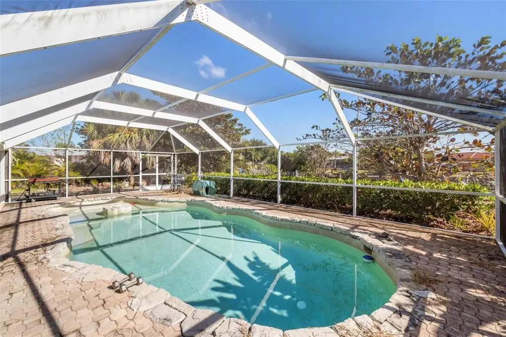 105 Cousley Drive SE Port Charlotte FL 33952