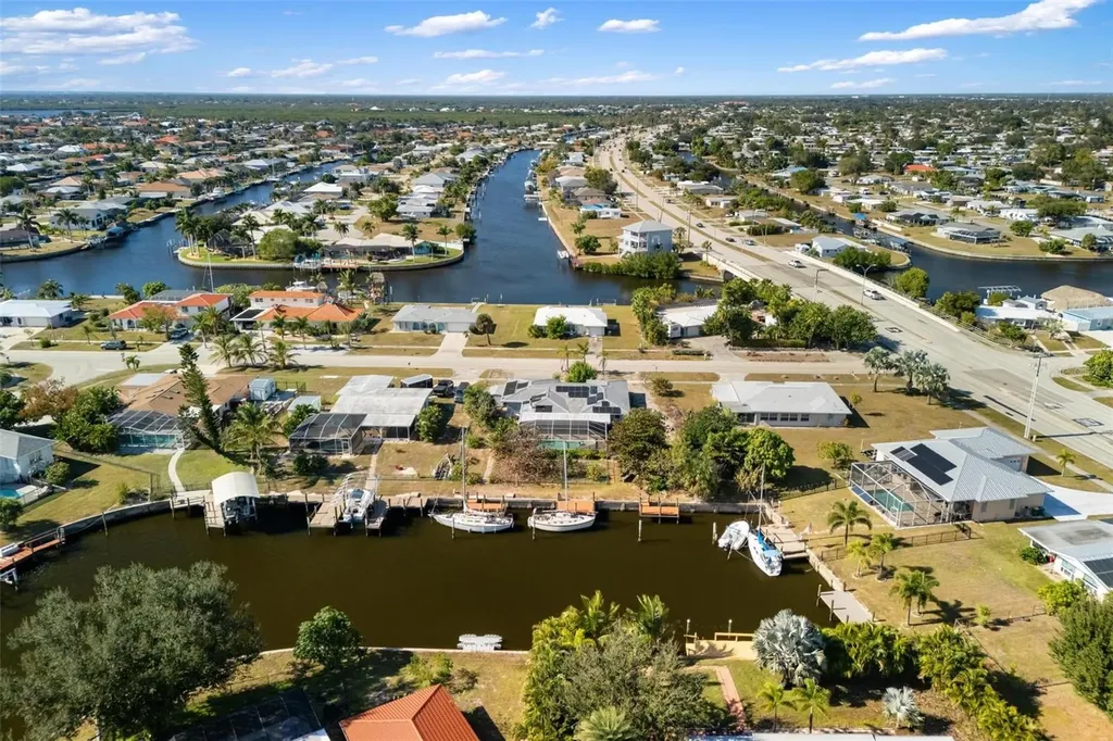 105 Cousley Drive SE Port Charlotte FL 33952