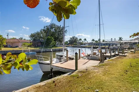105 Cousley Drive SE Port Charlotte FL 33952