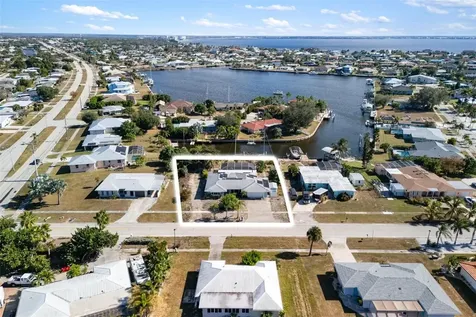 105 Cousley Drive SE Port Charlotte FL 33952