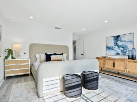 749 Tropical Circle Sarasota FL 34242