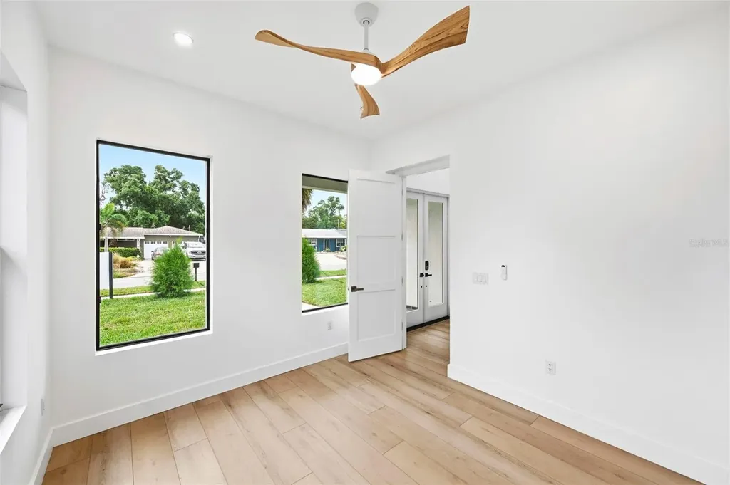 6325 11th Avenue S Gulfport FL 33707