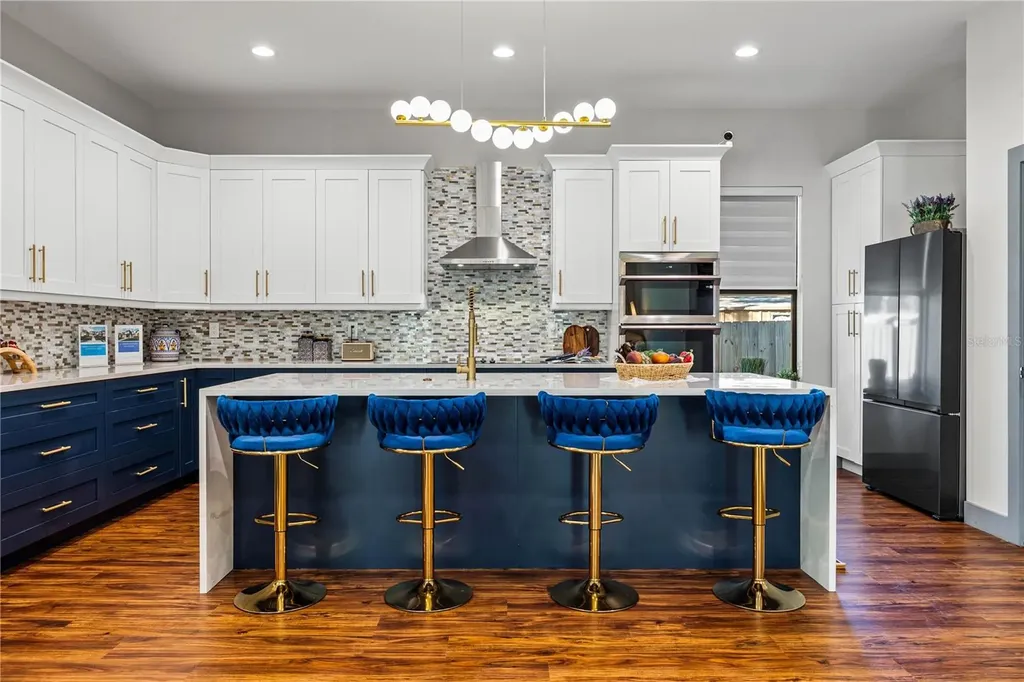 6325 11th Avenue S Gulfport FL 33707