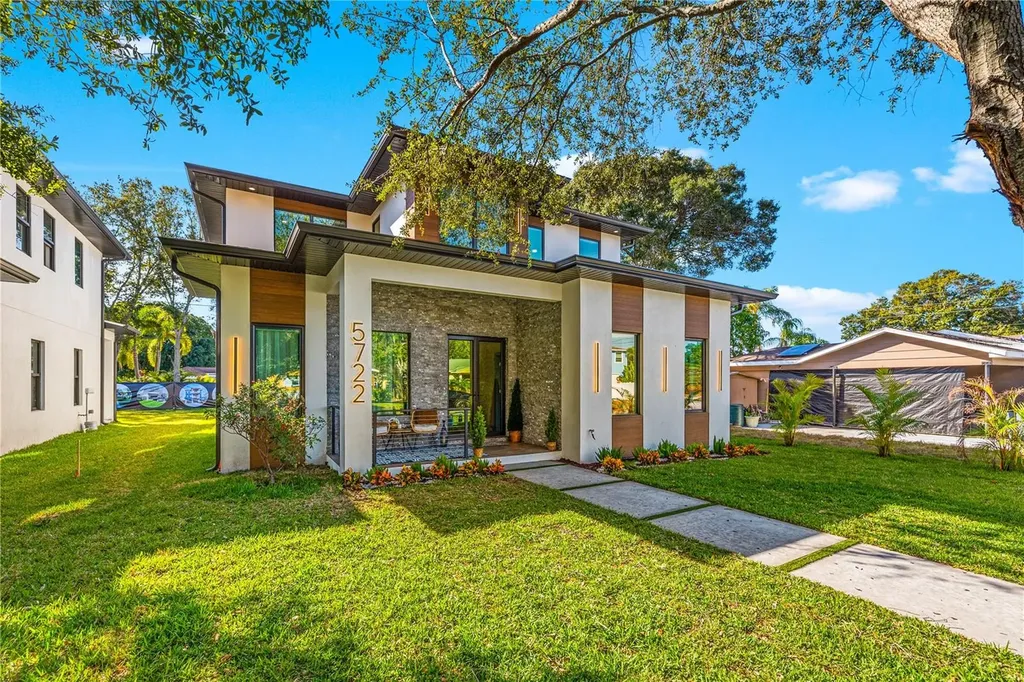 6325 11th Avenue S Gulfport FL 33707