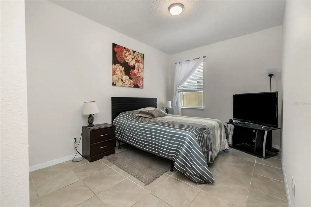 4007 Green Sabal Orlando FL 32824
