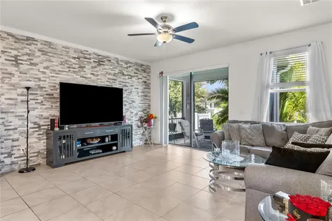 4007 Green Sabal Orlando FL 32824