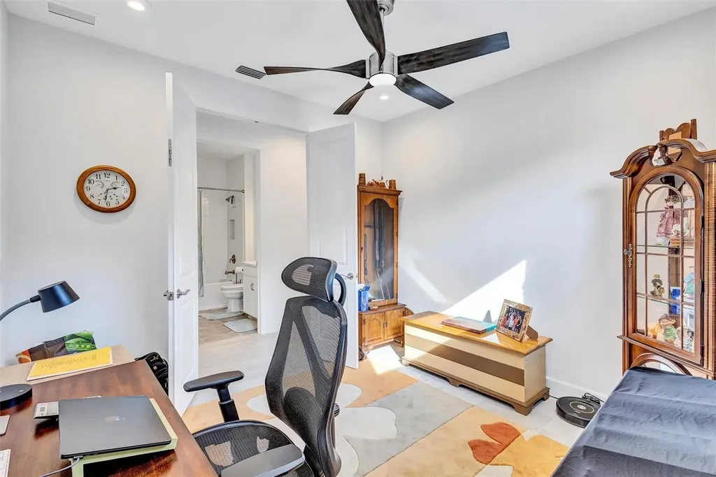 4727 Motta Court Bradenton FL 34211
