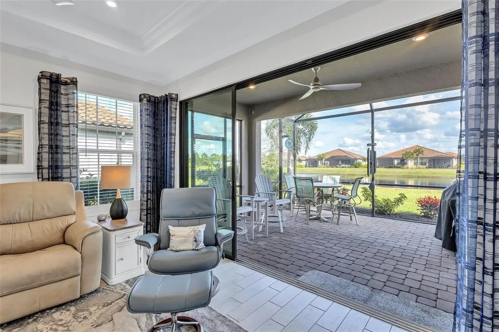 4727 Motta Court Bradenton FL 34211