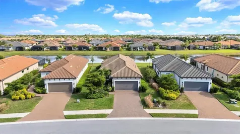 4727 Motta Court Bradenton FL 34211
