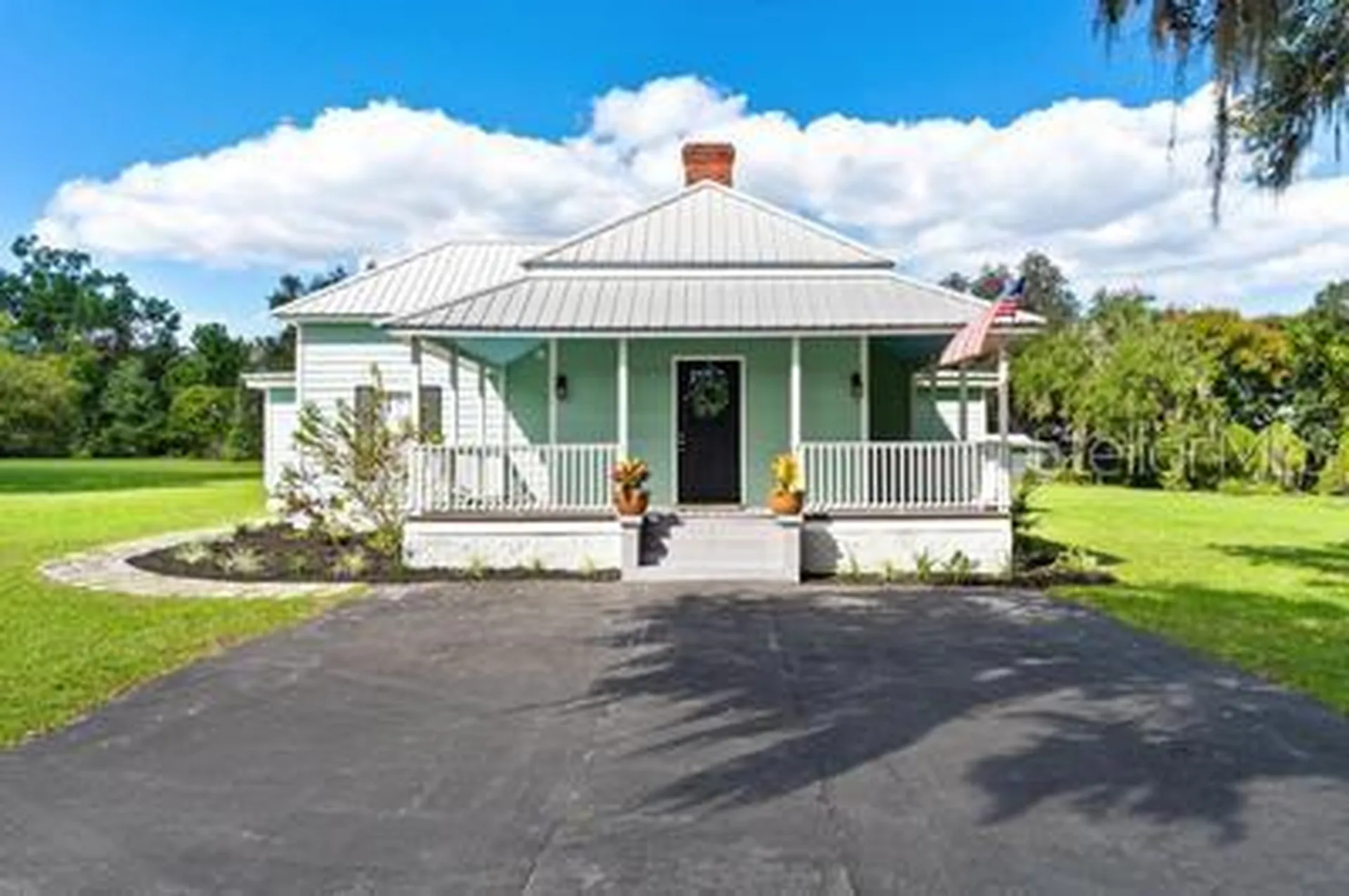 229 W Mcclendon Street Lady Lake FL 32159