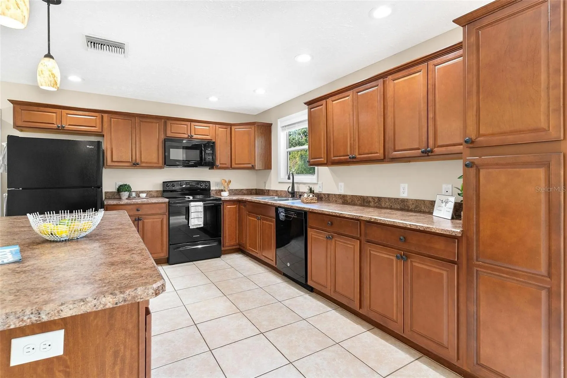 229 W Mcclendon Street Lady Lake FL 32159