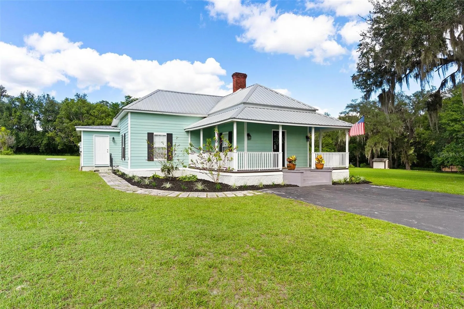 229 W Mcclendon Street Lady Lake FL 32159
