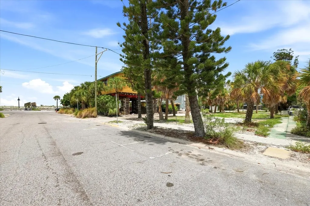 113 3rd Avenue St Pete Beach FL 33706