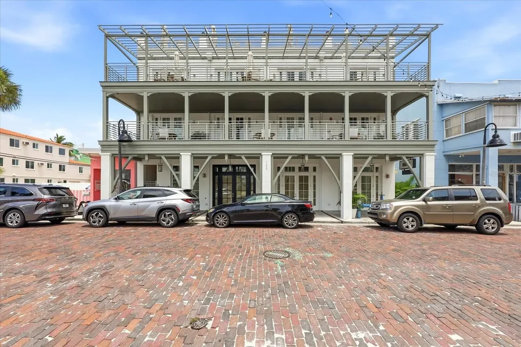 113 3rd Avenue St Pete Beach FL 33706