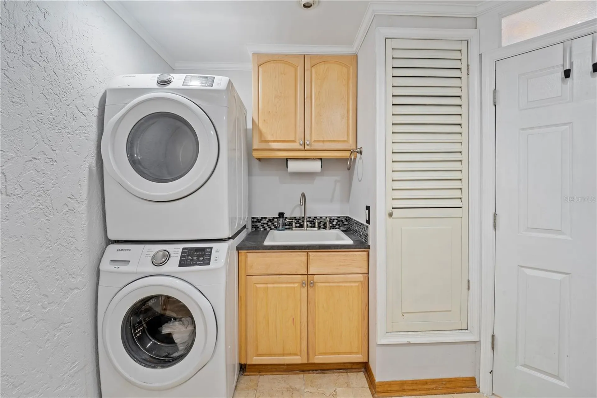 2649 Albion Avenue Orlando FL 32833