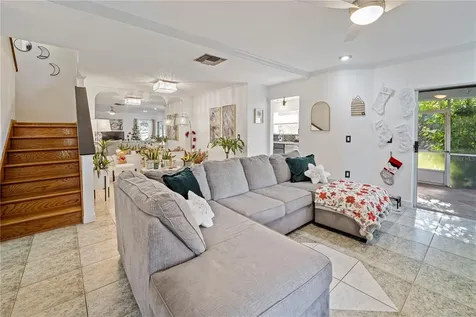2649 Albion Avenue Orlando FL 32833