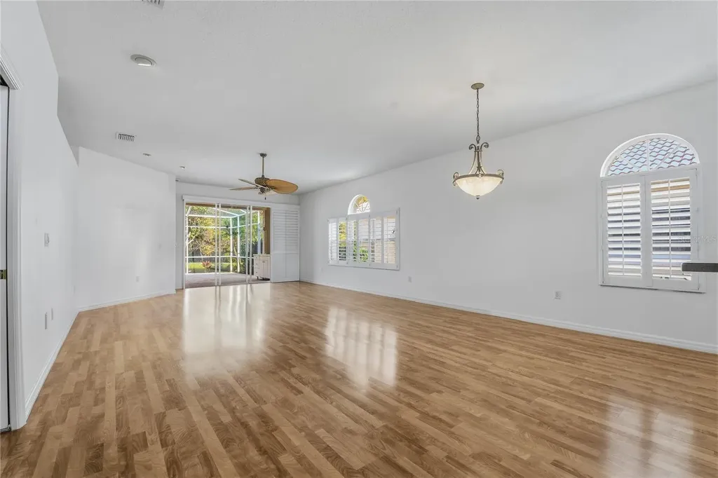1160 Lindenwood Drive Tarpon Springs FL 34688
