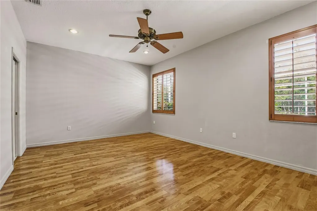 1160 Lindenwood Drive Tarpon Springs FL 34688