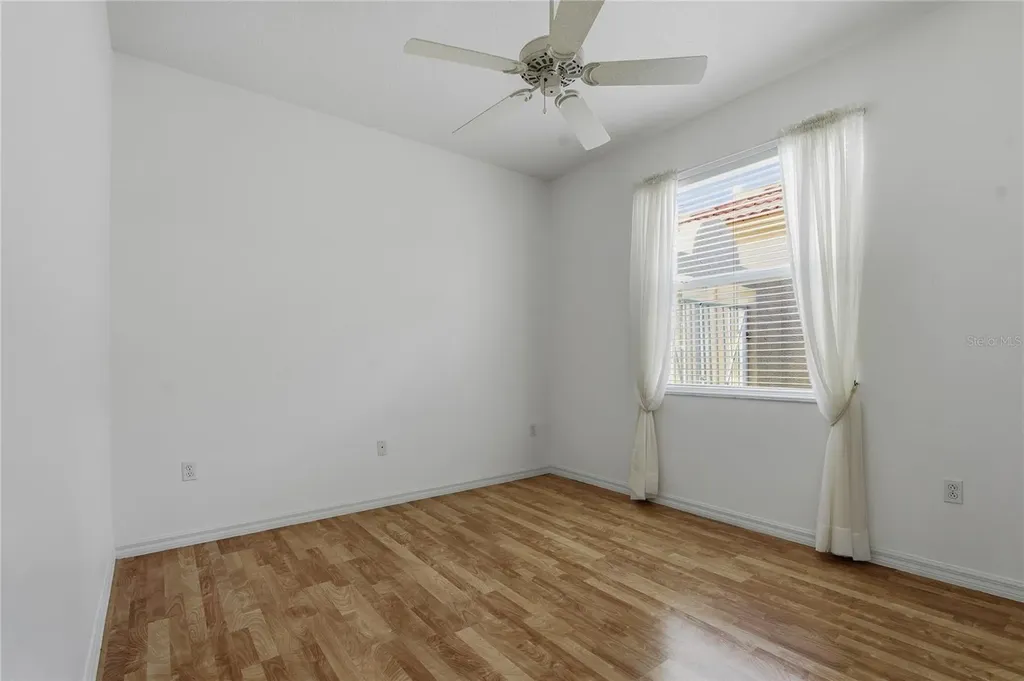 1160 Lindenwood Drive Tarpon Springs FL 34688