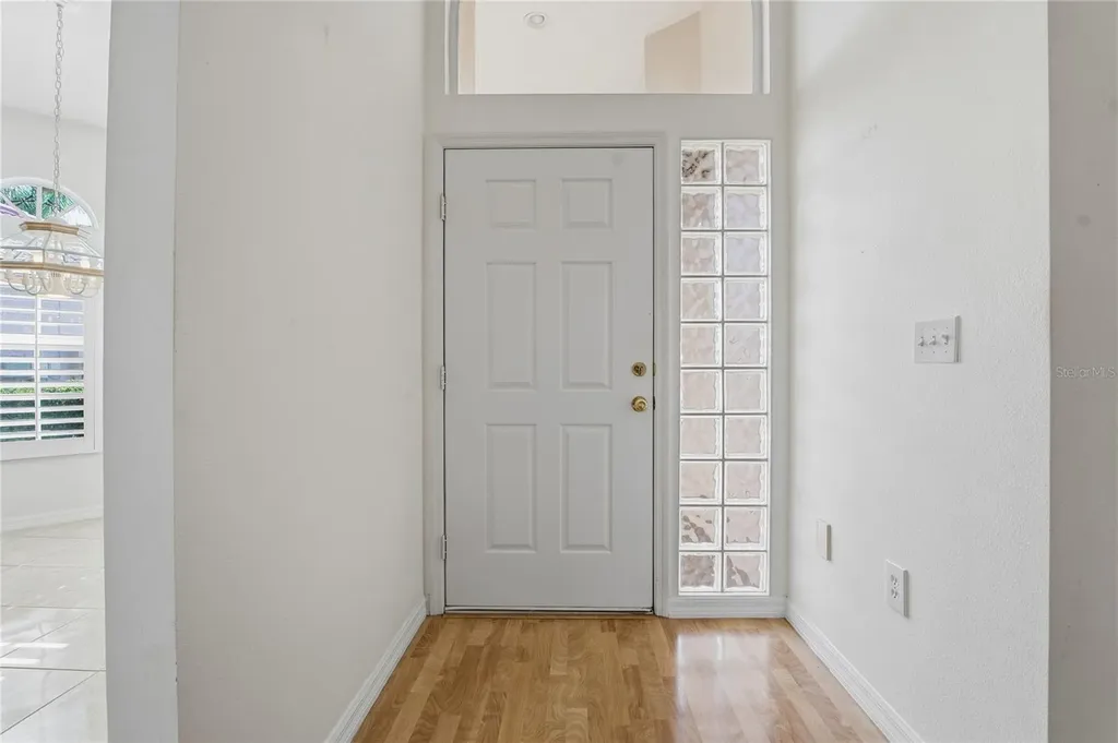1160 Lindenwood Drive Tarpon Springs FL 34688