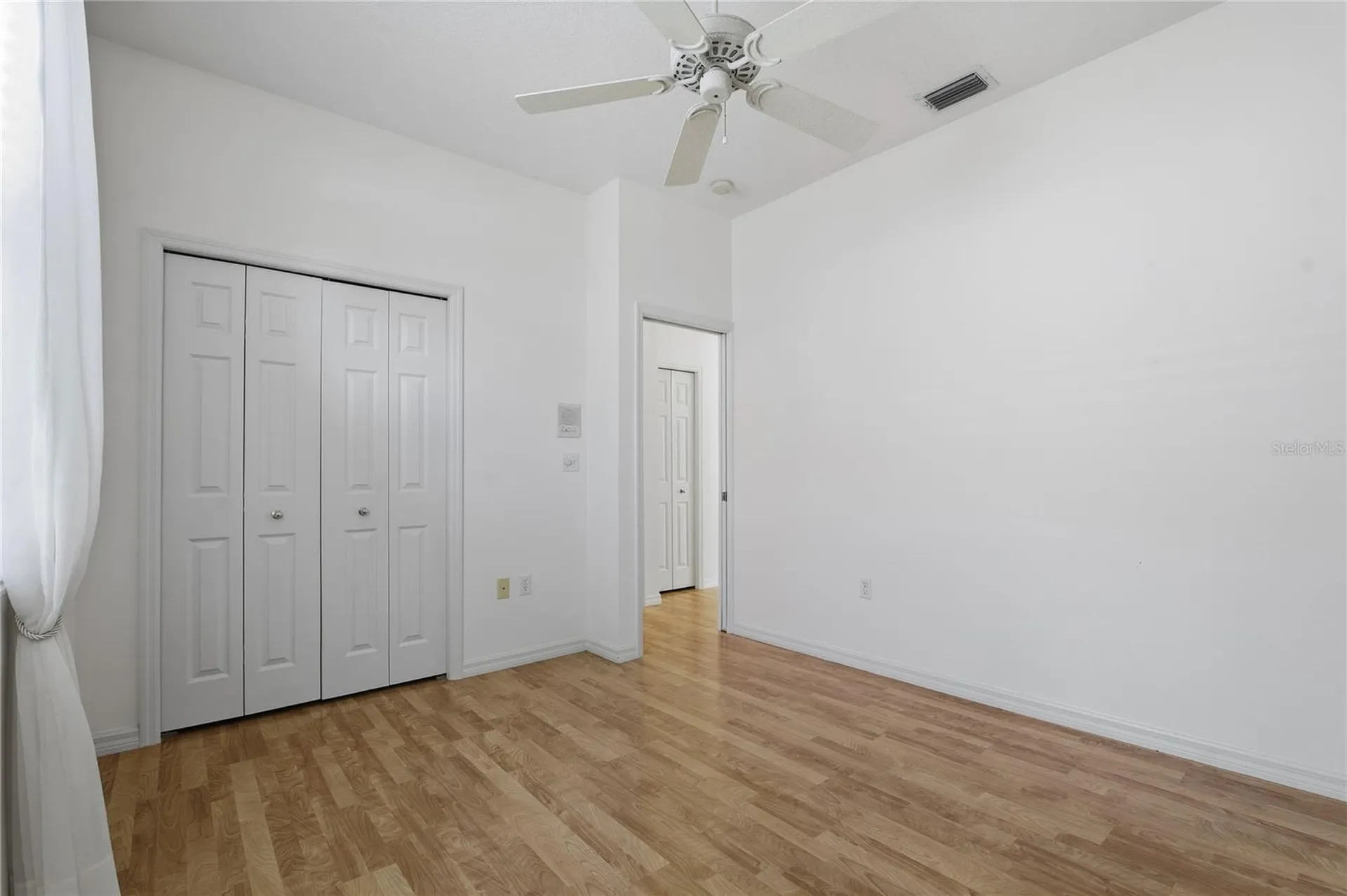 1160 Lindenwood Drive Tarpon Springs FL 34688