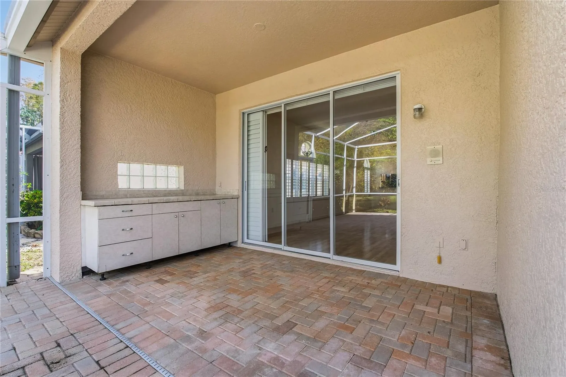 1160 Lindenwood Drive Tarpon Springs FL 34688