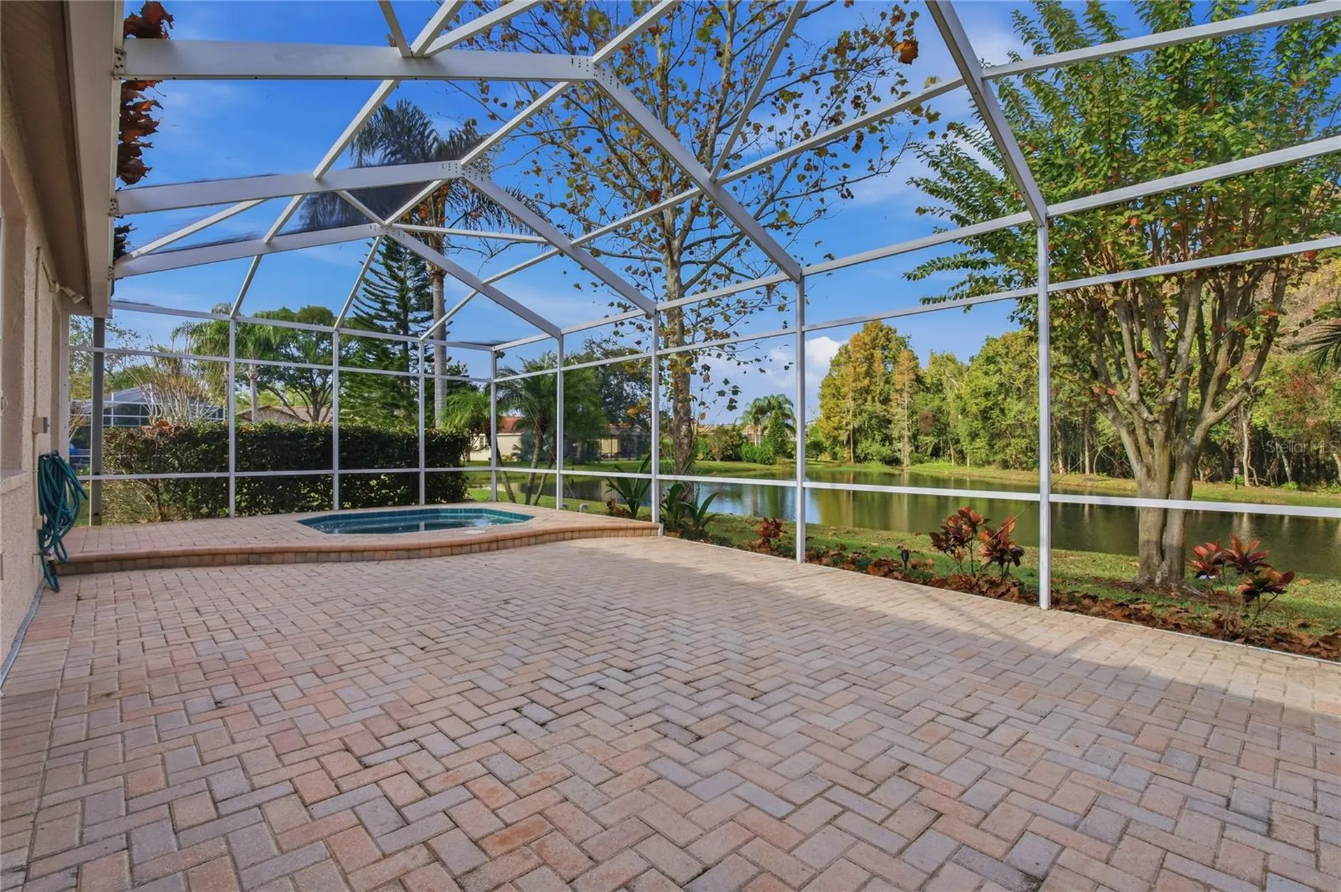 1160 Lindenwood Drive Tarpon Springs FL 34688