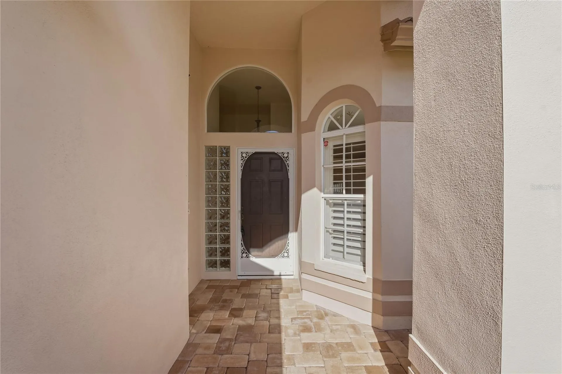 1160 Lindenwood Drive Tarpon Springs FL 34688