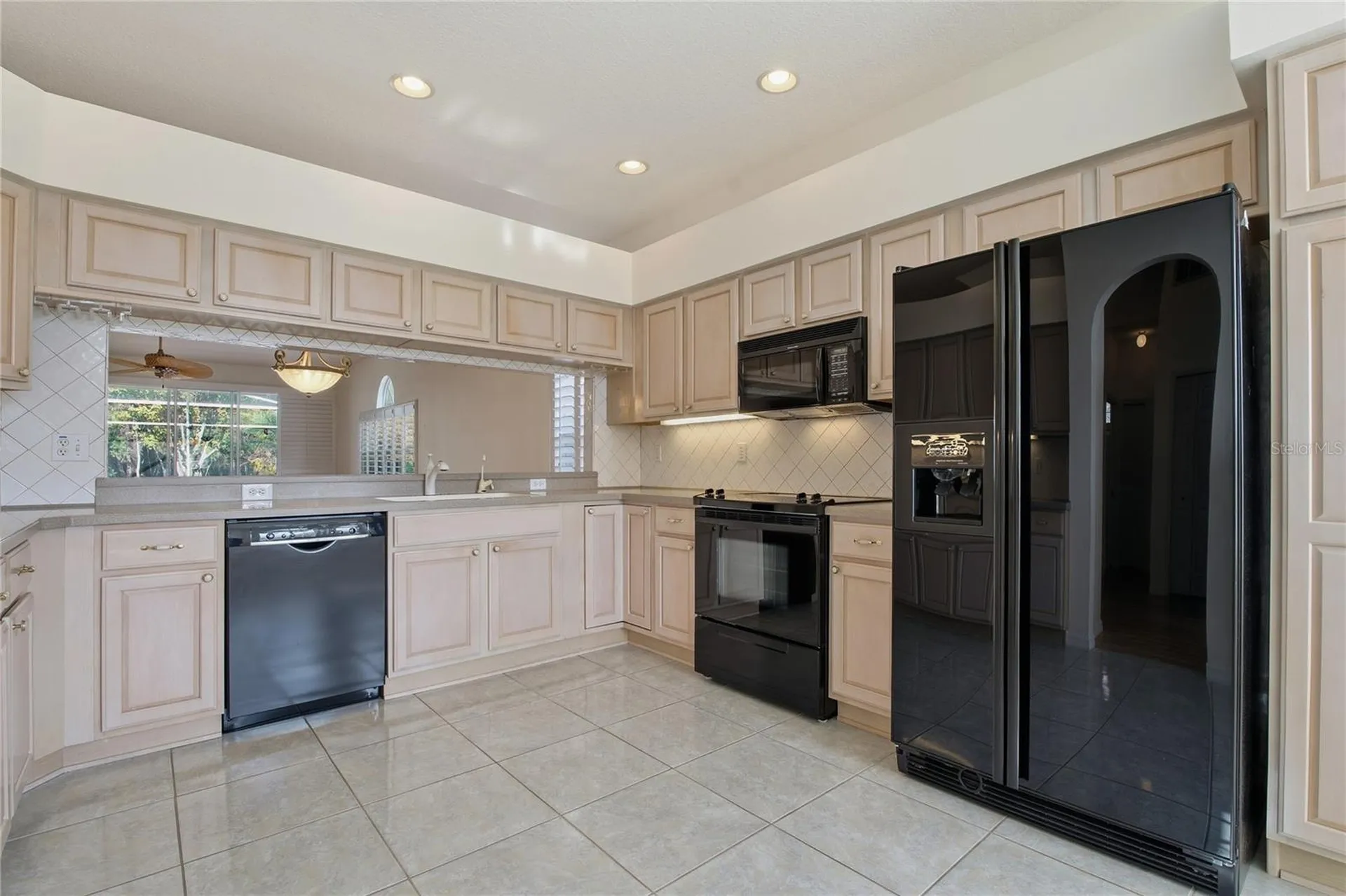 1160 Lindenwood Drive Tarpon Springs FL 34688