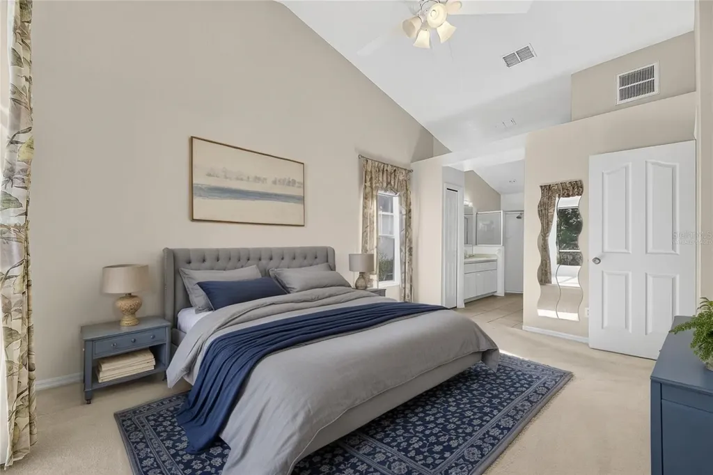 16604 Lake Heather Drive Tampa FL 33618