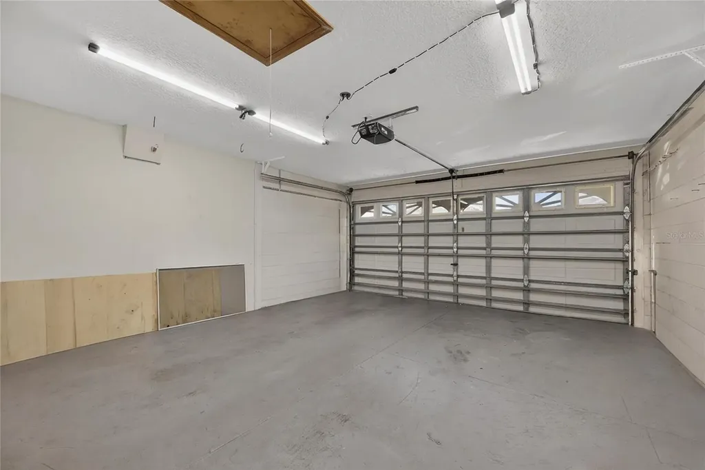 16604 Lake Heather Drive Tampa FL 33618