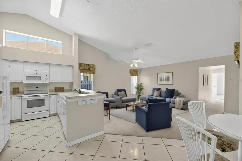 16604 Lake Heather Drive Tampa FL 33618