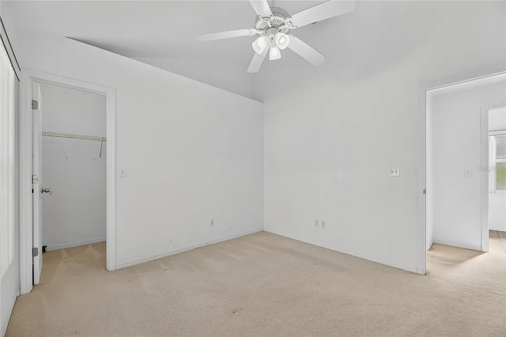 16604 Lake Heather Drive Tampa FL 33618