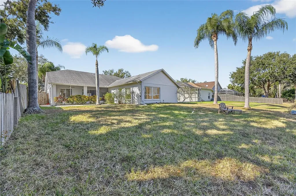 16604 Lake Heather Drive Tampa FL 33618