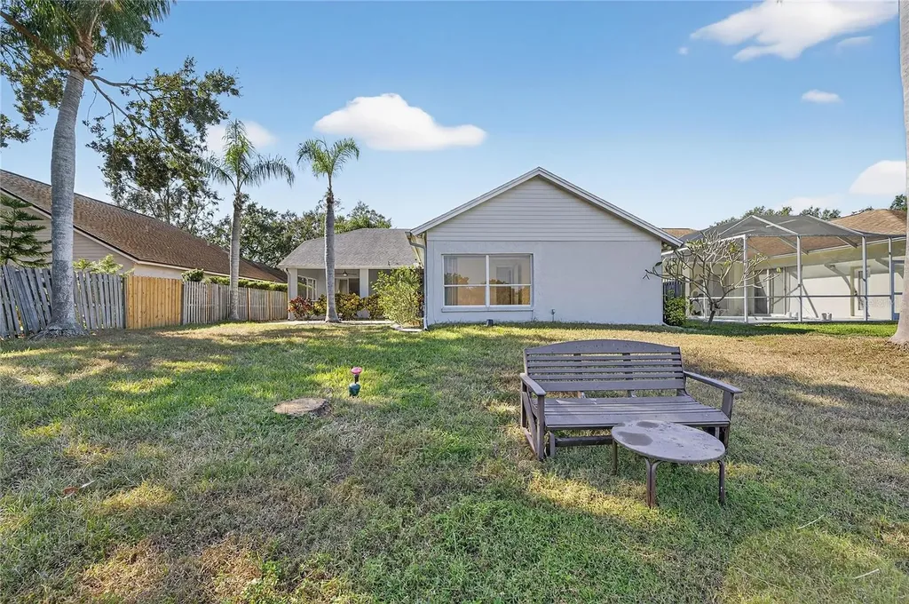 16604 Lake Heather Drive Tampa FL 33618