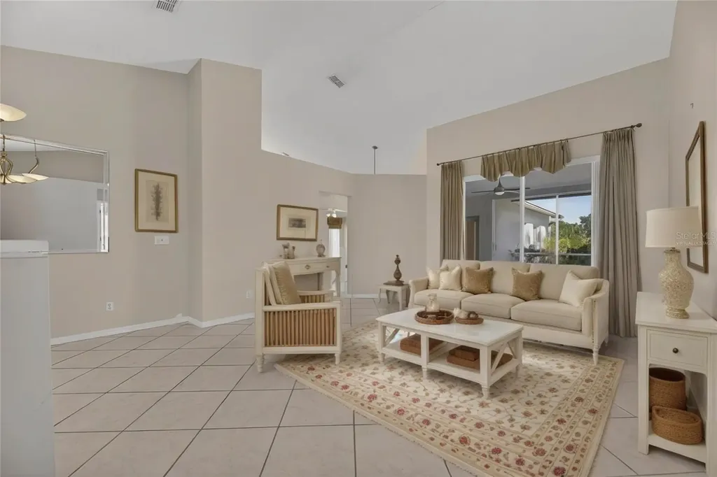 16604 Lake Heather Drive Tampa FL 33618