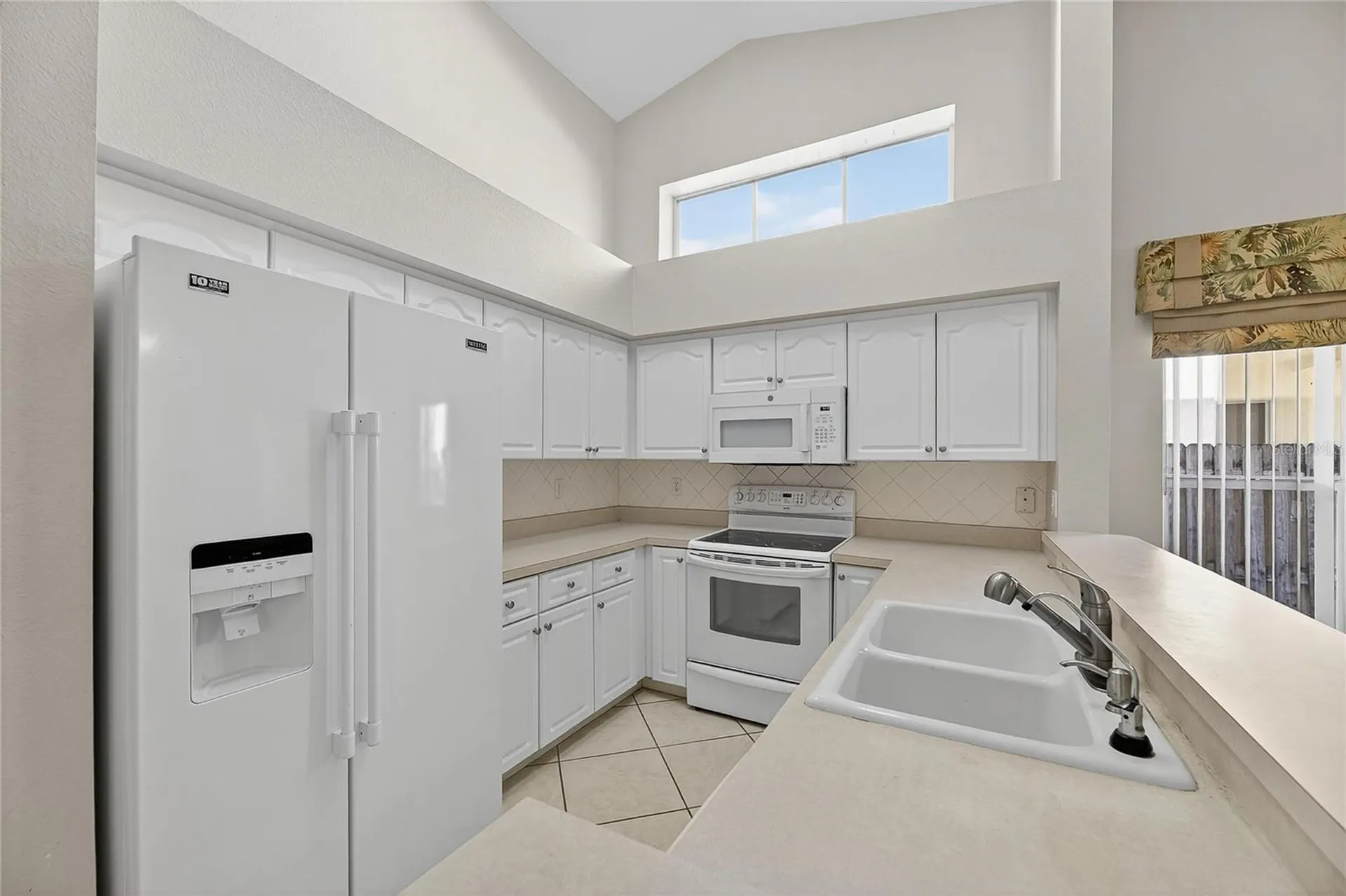 16604 Lake Heather Drive Tampa FL 33618