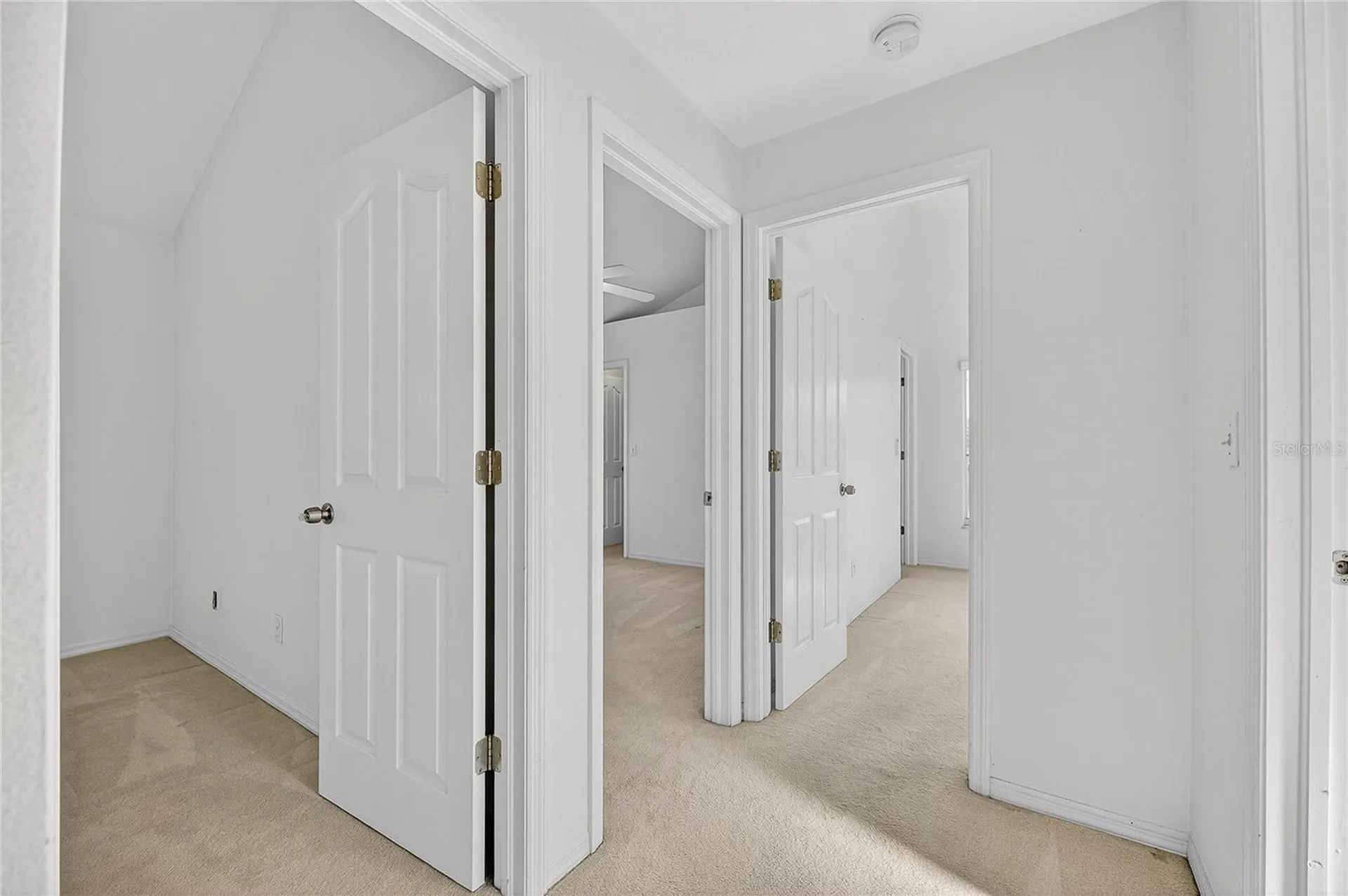 16604 Lake Heather Drive Tampa FL 33618
