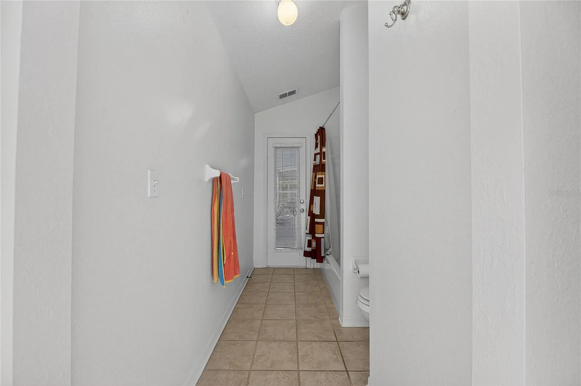 16604 Lake Heather Drive Tampa FL 33618