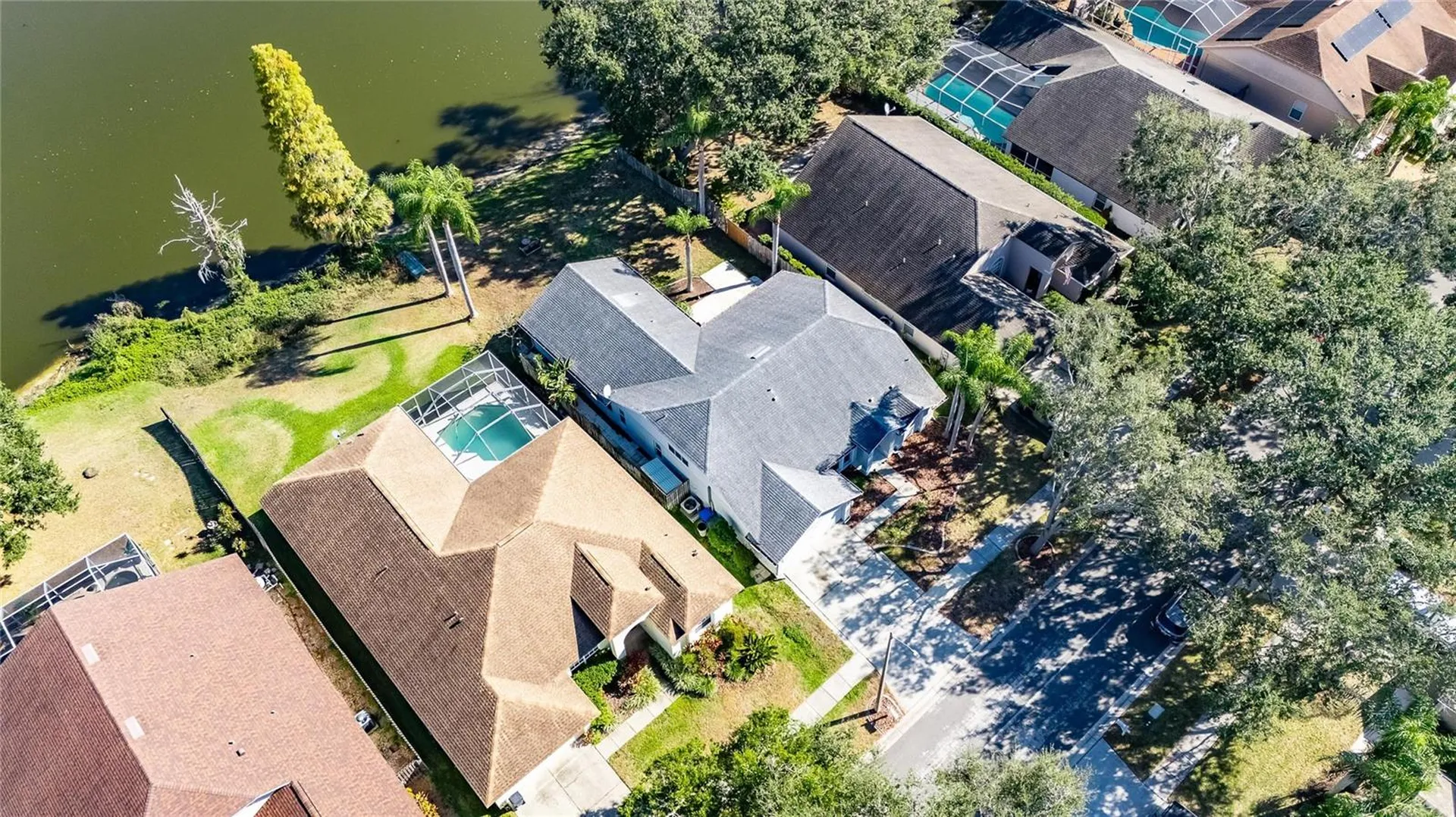 16604 Lake Heather Drive Tampa FL 33618