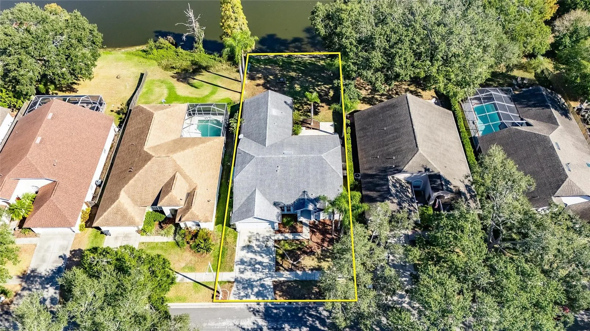 16604 Lake Heather Drive Tampa FL 33618